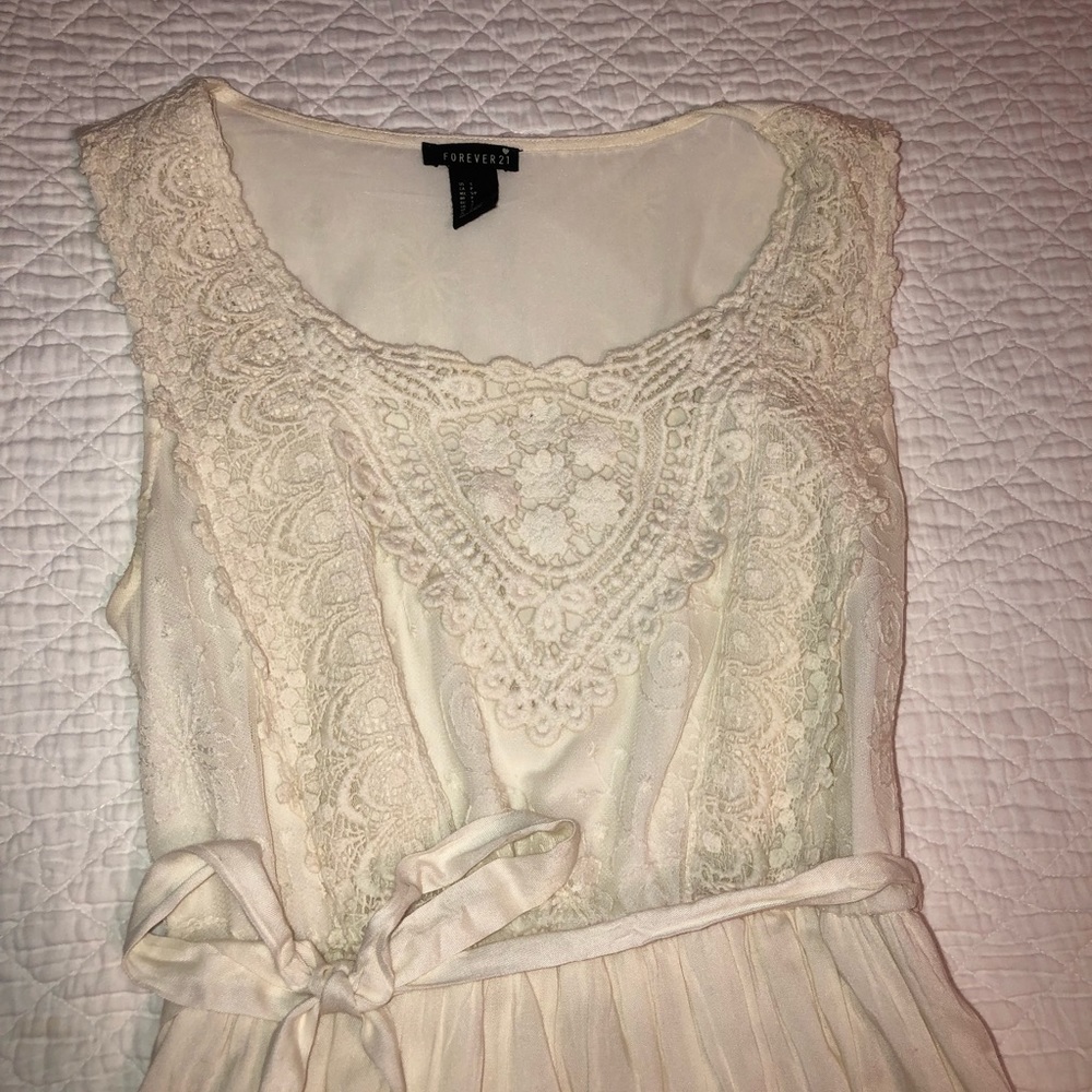 Off-White Decorative Lace Dress - Size Small
